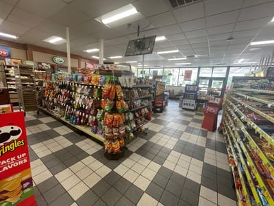 Holiday Stationstores