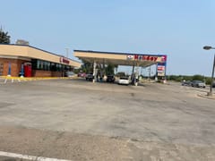 Holiday Stationstores