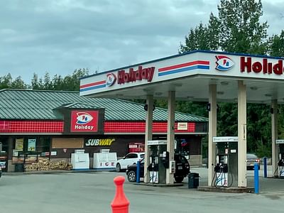 Holiday Stationstores