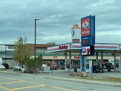 Holiday Stationstores