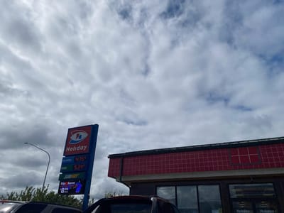 Holiday Stationstores