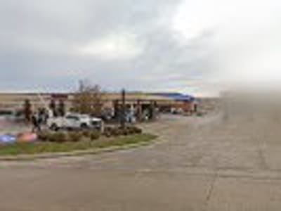 Holiday Stationstores