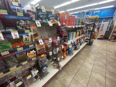 Holiday Stationstores