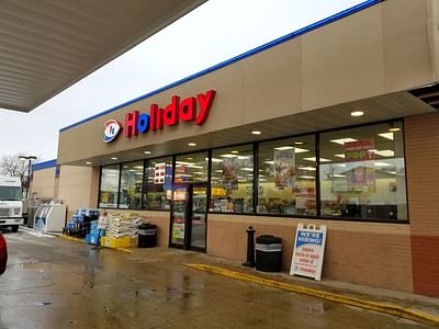 Holiday Stationstores