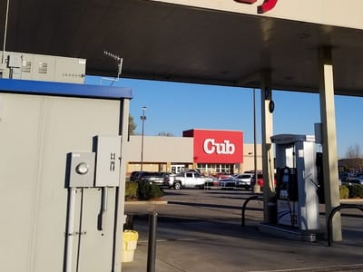 Holiday Stationstores