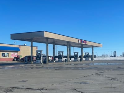 Holiday Stationstores