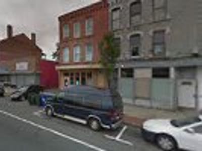 Holy Grounds Coffee House