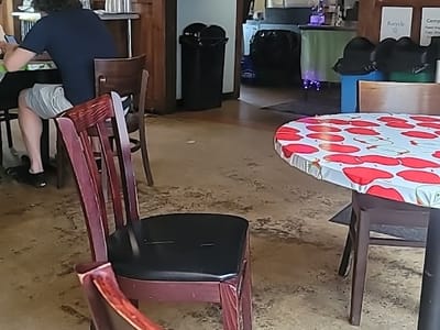 Home Ground Coffee Bar & Deli