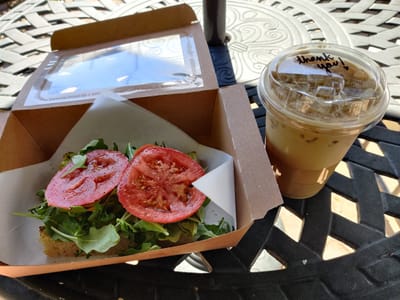 Honey Cup Coffeehouse & Creamery