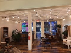 Honey Depot & Coffeehouse: Mt Washington