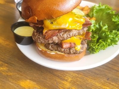 Hoodoo Creek Cafe and Market