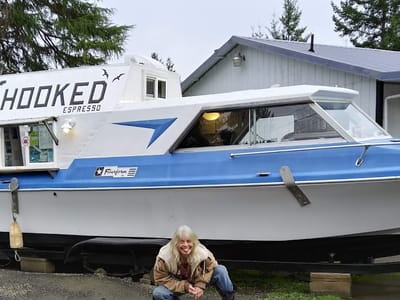 Hooked - Espresso Boat