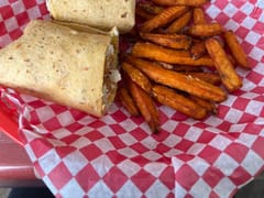 HORSESHOE CAFE & CATERING