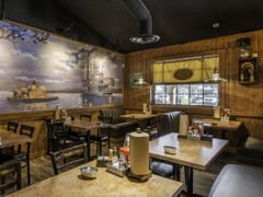 Huckleberry's Breakfast & Lunch