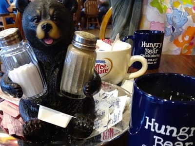 Hungry Bear - Cafe & Catering