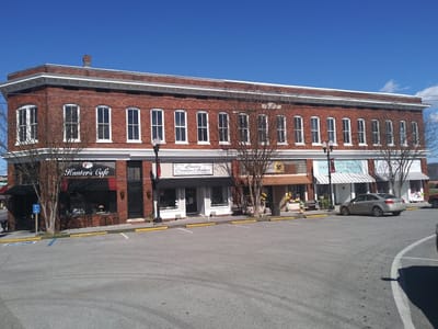 Hunter's Bakery and Cafe