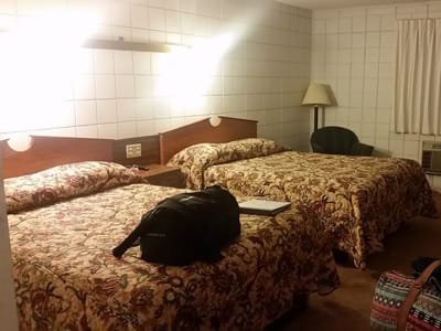 Hutch's Motel, Cafe & Lounge