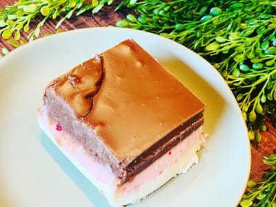 Icicle Coffee & Chocolates