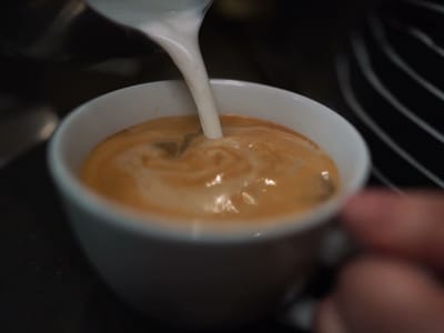 il Bar Coffeehouse & Bistro