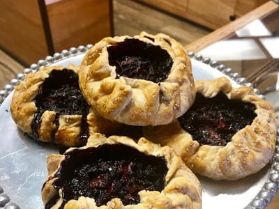 Innominate Coffeehouse & Bakery