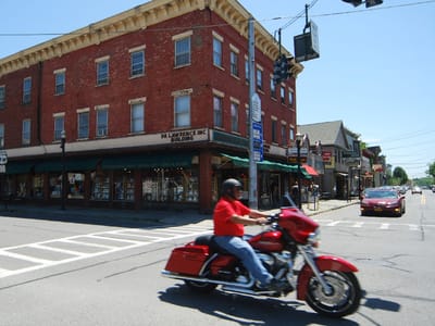 Inquiring Mind Bookstore & Cafe