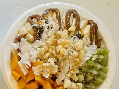 Island Grinds Coffee, Smoothie & Juice Bar