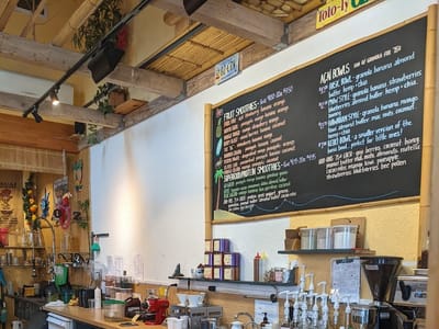 Island Grinds Coffee, Smoothie & Juice Bar