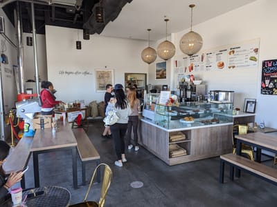 IW Coffee & Chai Bar