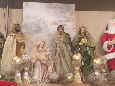 J & D Designs and Cafe