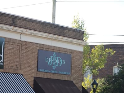 J & D Designs and Cafe
