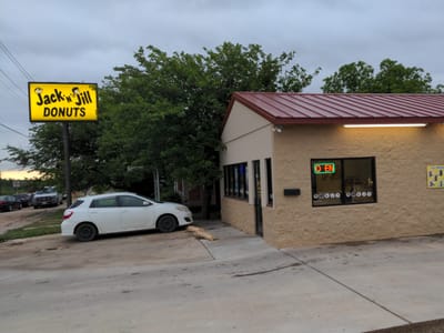 Jack ‘N’ Jill Donuts