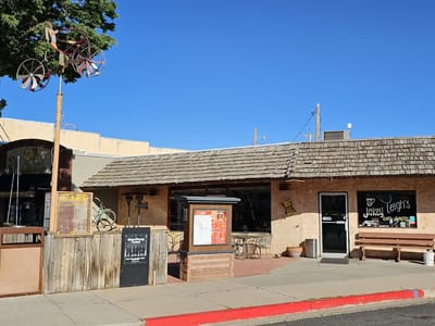 Jakey Leigh's Café Bakery