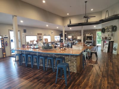 Java River Cafe & Bakery