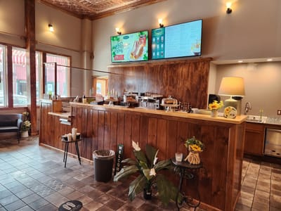 Joe & Company Cafe & Restaurant