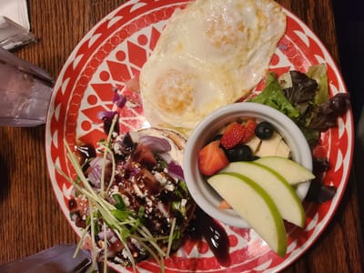 Jon & Patty's Coffee Bar & Bistro