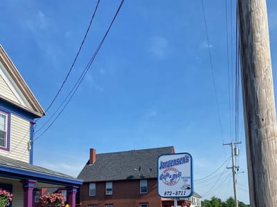 Jorgensens Cafe and Deli