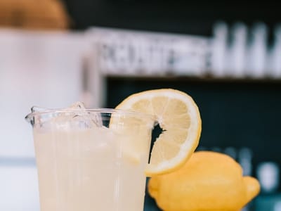 JUDE'S COFFEE DRIVE THRU