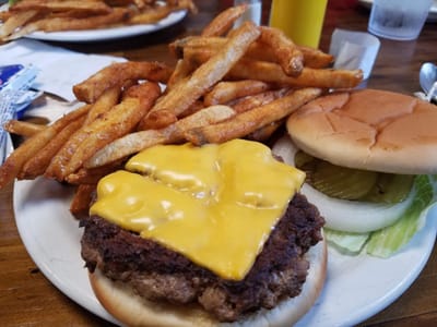 Judy's Cafe & Station