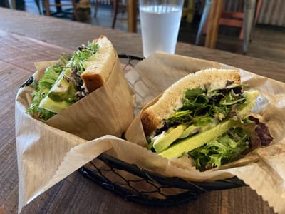 Juicy's Wellness Cafe