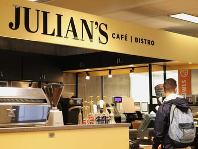 Julian's Cafe Bistro