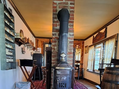 Julie’s Coffeehouse