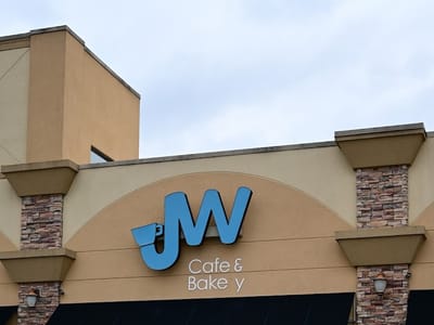 JW Cafe & Bakery