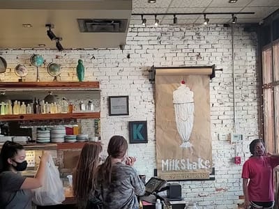 Kaminsky's Dessert Cafe