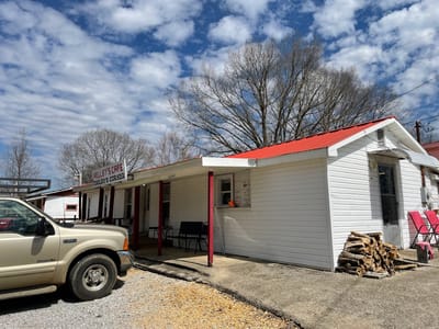 Kelley's Cafe at Cooley's Corner