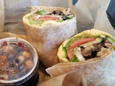 Kelly's Roots Cafe And Marketplace