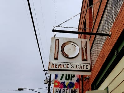 Kenice's Cafe
