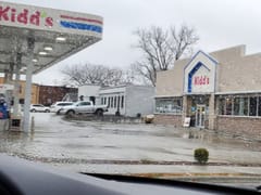 Kidd's - Gourmet Popcorn, Coffee Bar & Gas