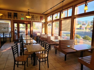 Kneaders Bakery & Cafe