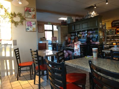 Kneaders Bakery & Cafe
