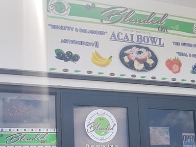 Kremé de la Kremé Cafe